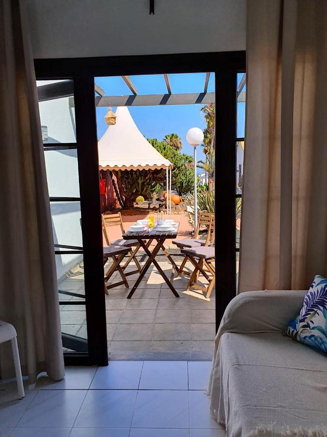 Spacious 1 bed bungalow in Caleta de Fuste Exterior foto